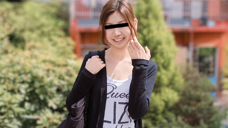 美铃绘美里 街头徘徊搭讪瞄准即插的3P