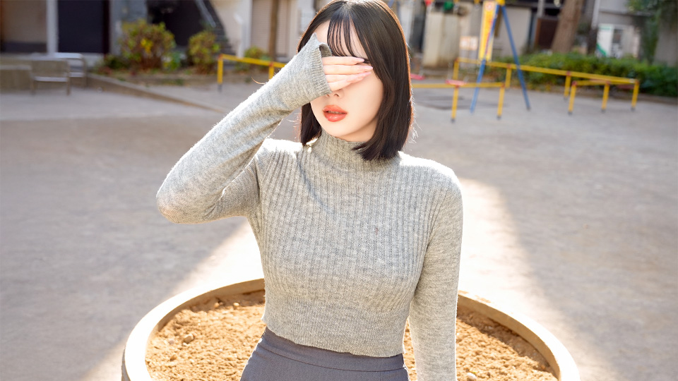 尾崎丽美 与写真偶像系美女的中出PtoM性爱！